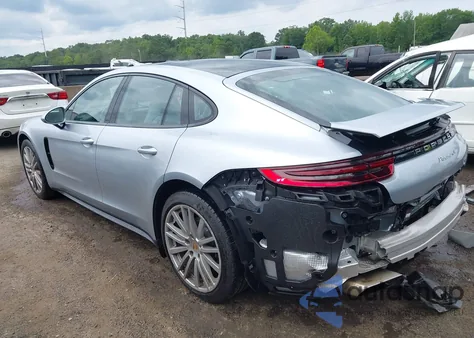 2017 Porsche Panamera 4 из США, поврежденный, VIN WP0AA2A75HL102557